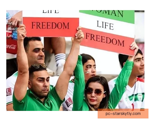 伊朗男女足拒唱国歌抗议女性权利 伊朗男女足拒唱国歌抗议女性权利