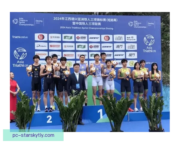 铁人三项赛事结束 英法选手分别夺下男女项目冠军